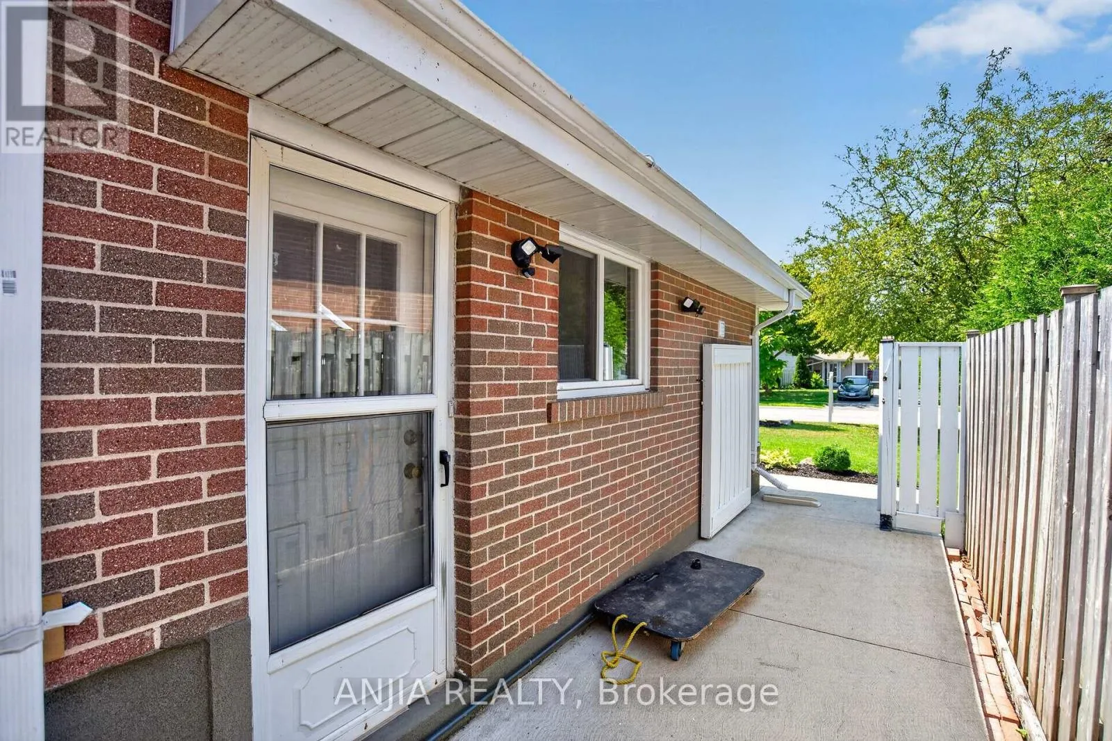298 BARTLEY BULL PARKWAY