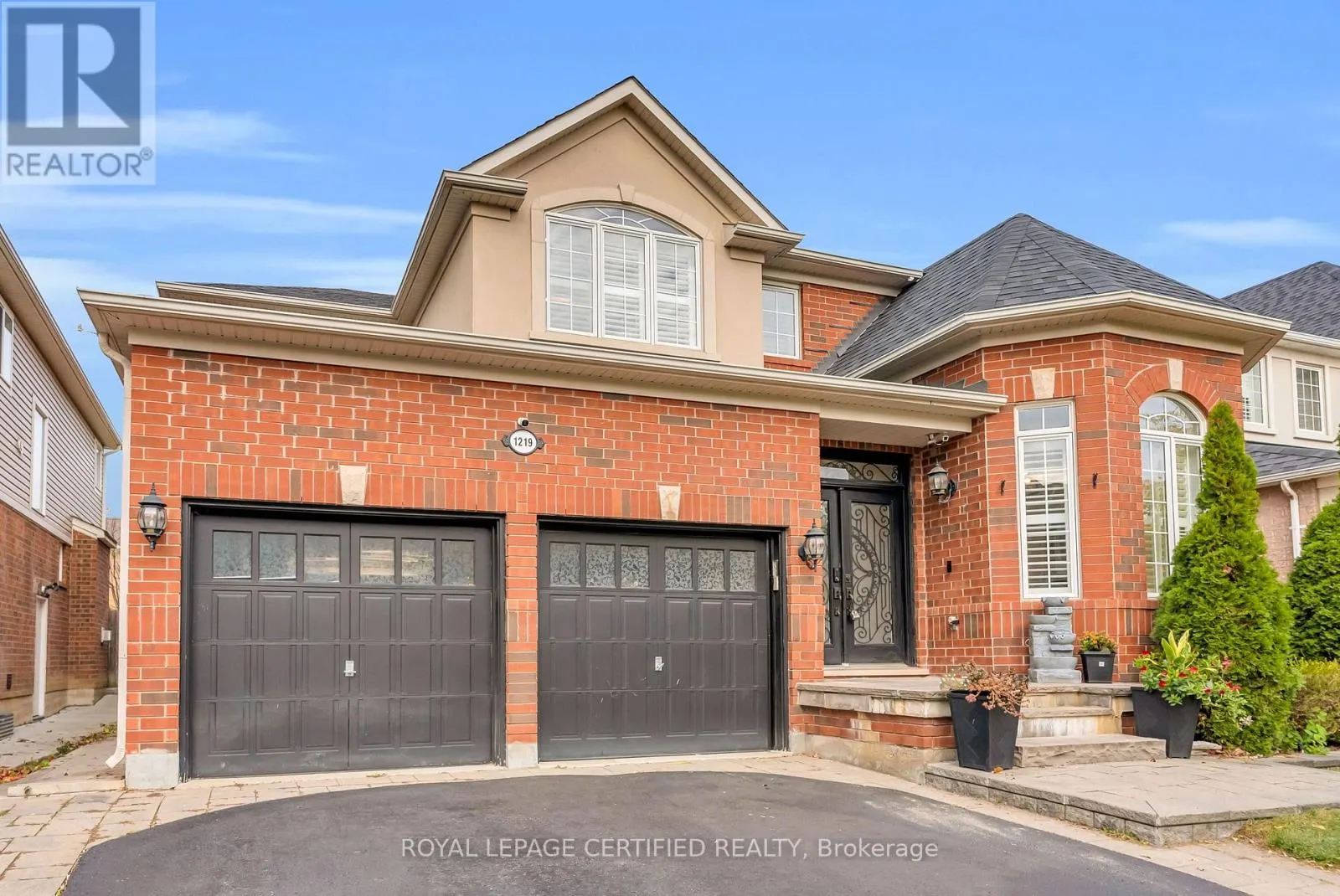 1219 CHRISTIE CIRCLE