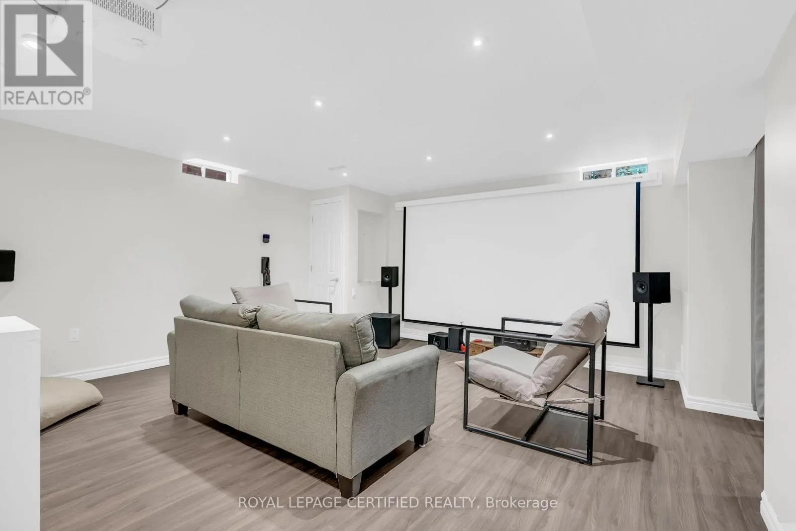 1219 CHRISTIE CIRCLE