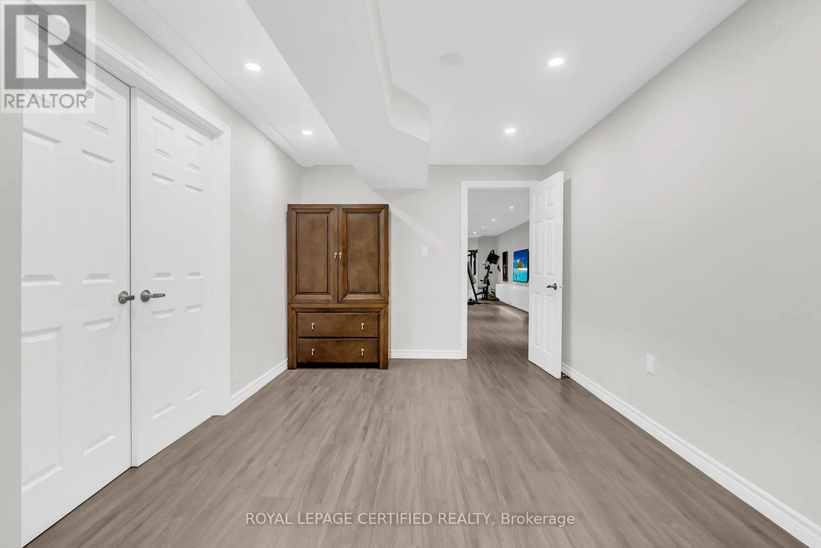 1219 CHRISTIE CIRCLE
