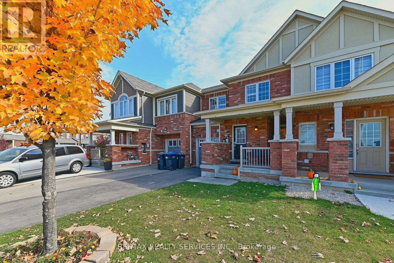 25 DONLAMONT CIRCLE