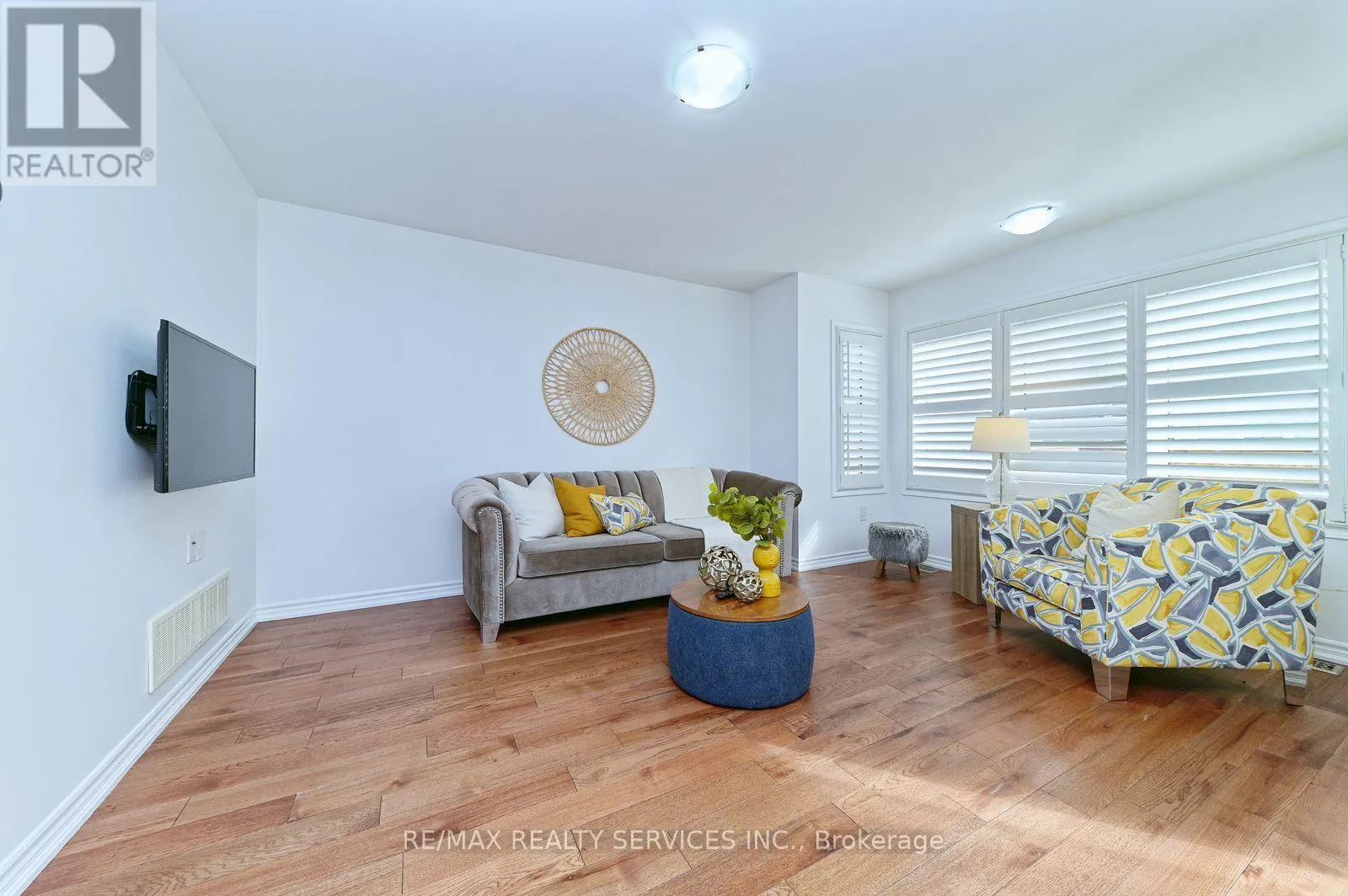 25 DONLAMONT CIRCLE