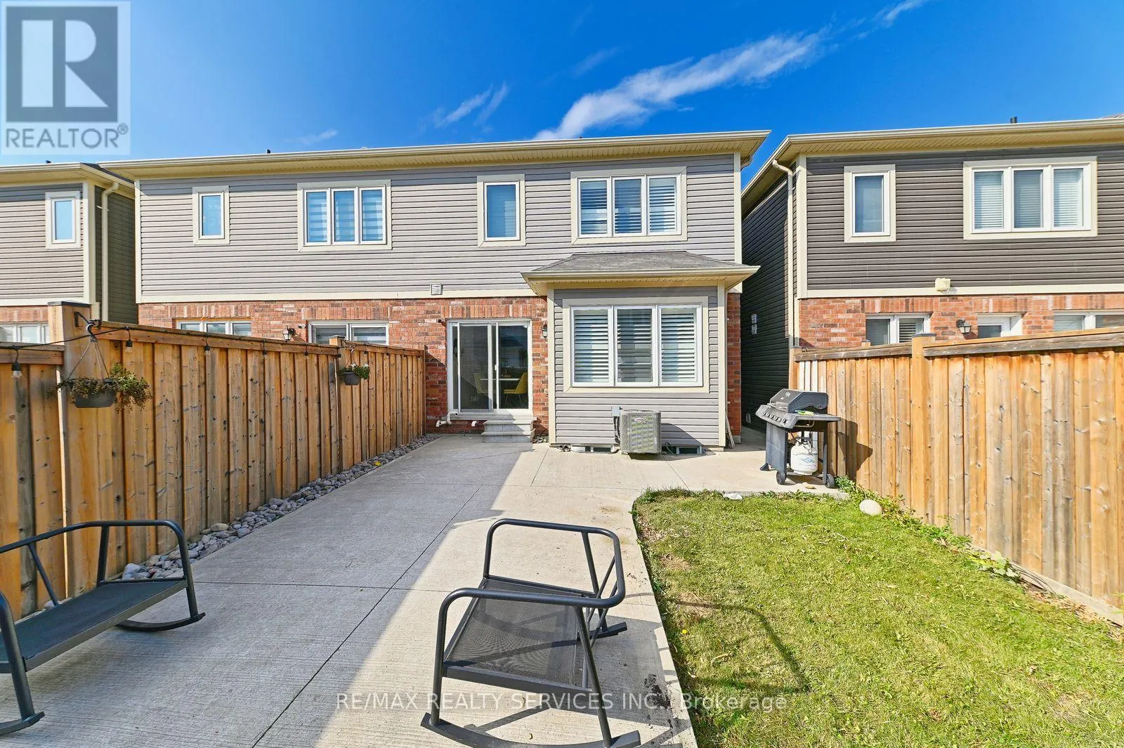 25 DONLAMONT CIRCLE