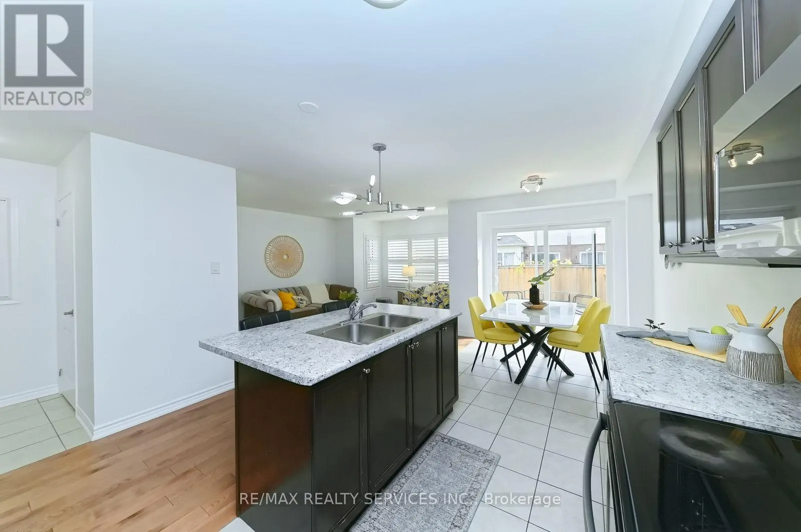 25 DONLAMONT CIRCLE