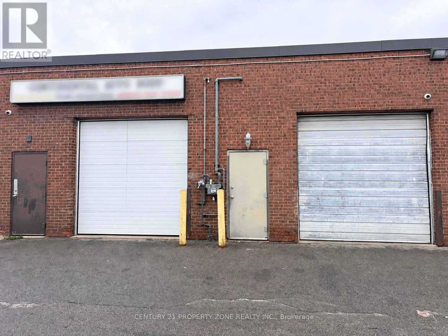 11&12 - 334 RUTHERFORD ROAD S