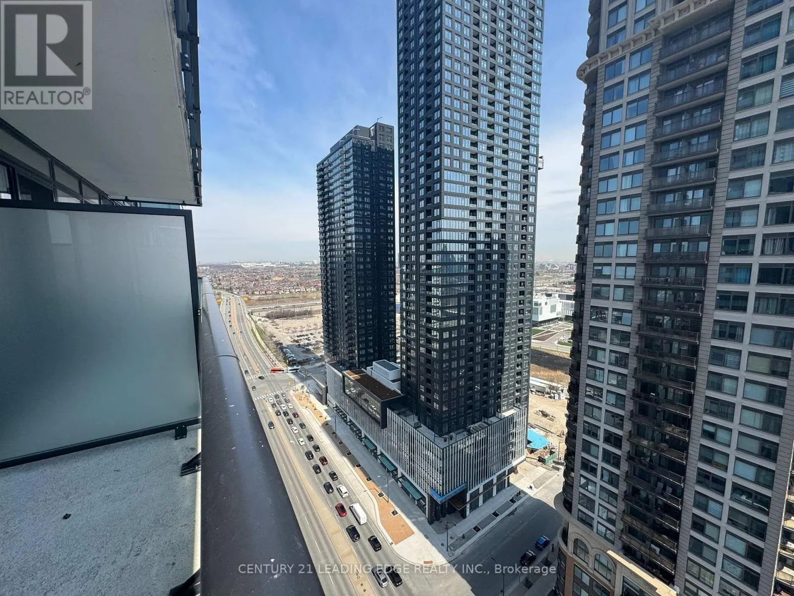 2202 - 430 SQUARE ONE DRIVE