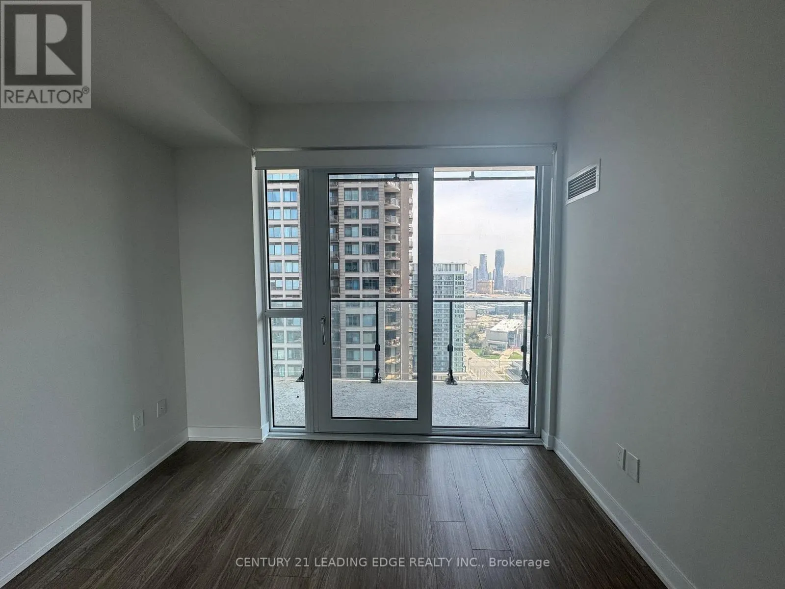 2202 - 430 SQUARE ONE DRIVE
