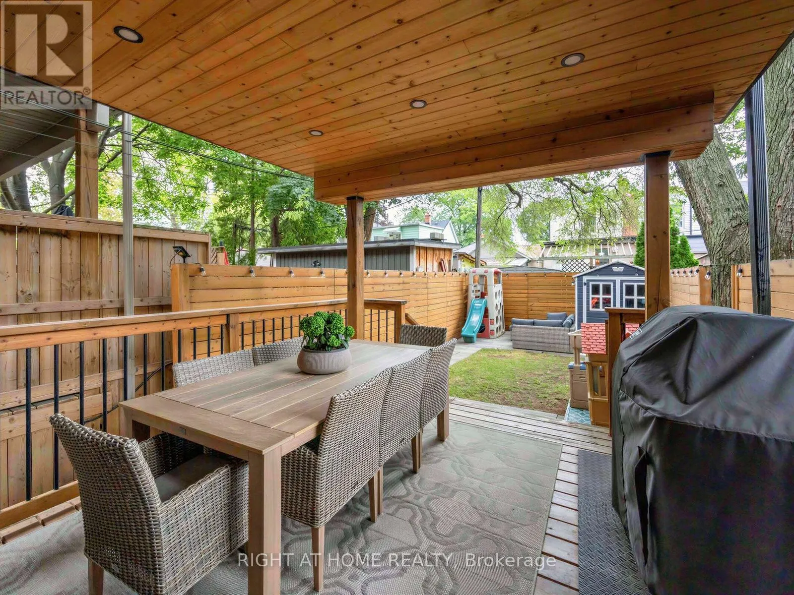 81 SILVERTHORN AVENUE