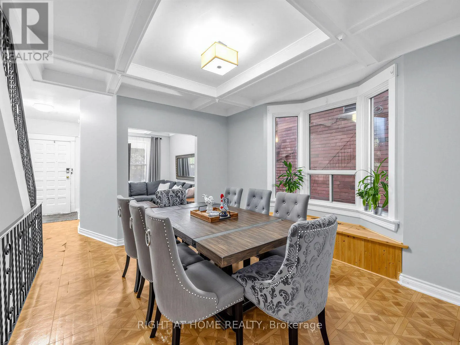 81 SILVERTHORN AVENUE