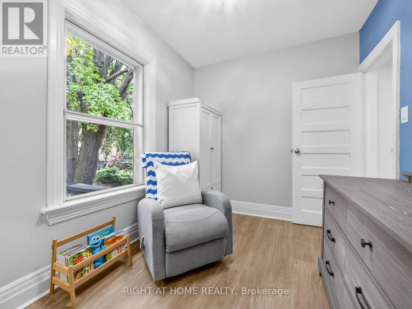 81 SILVERTHORN AVENUE