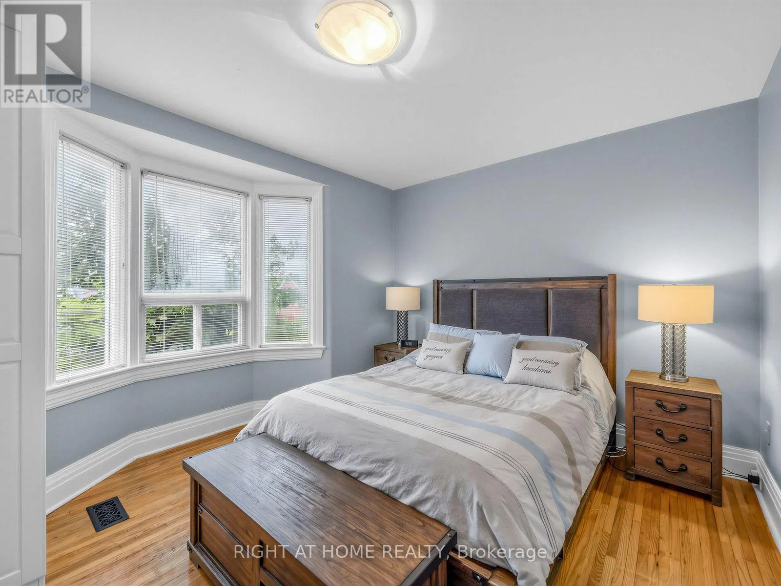 81 SILVERTHORN AVENUE