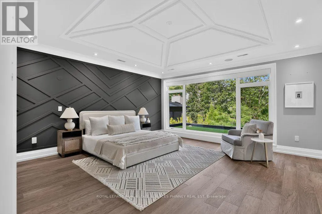 533 CARSON LANE
