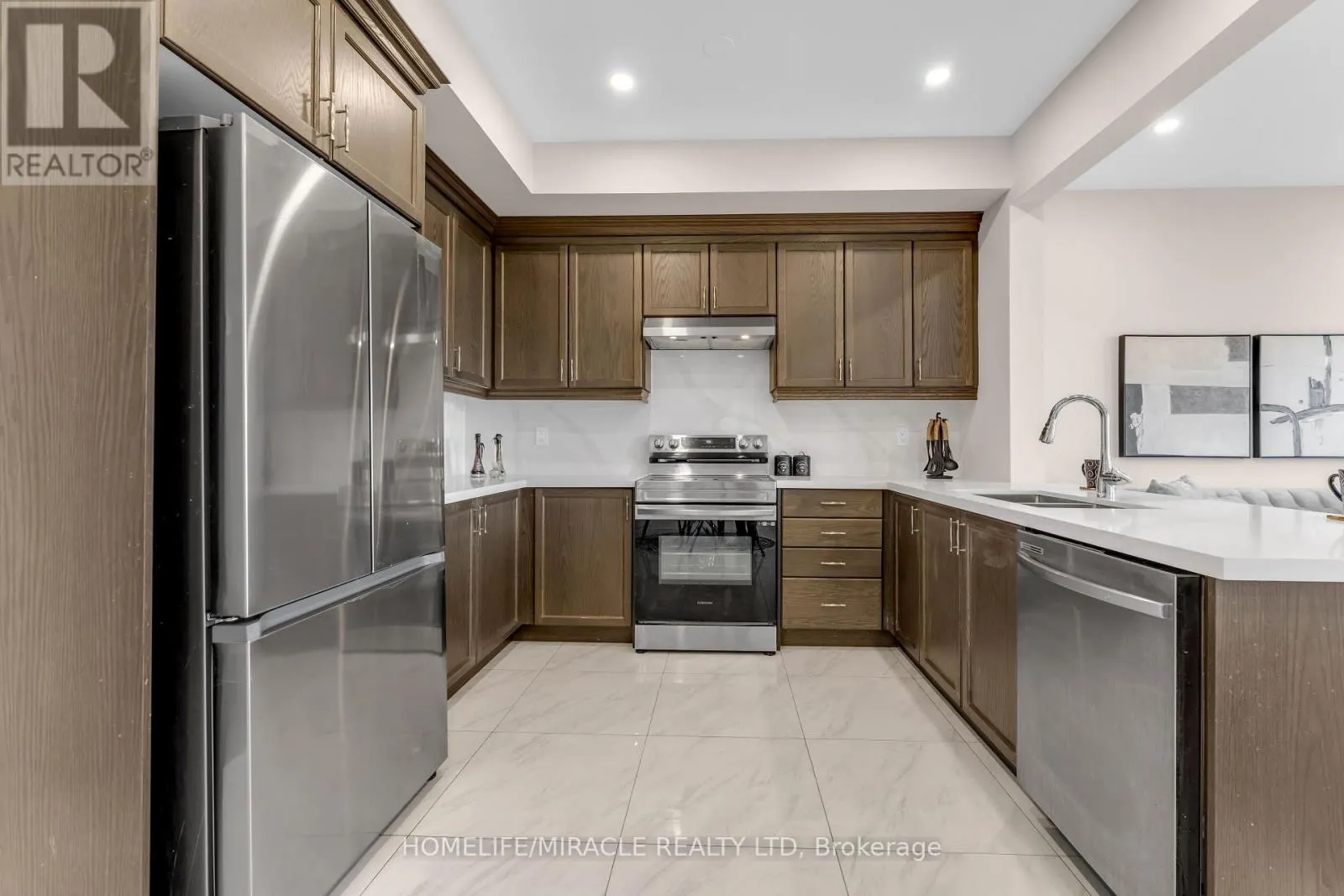 50 FOXSPARROW ROAD
