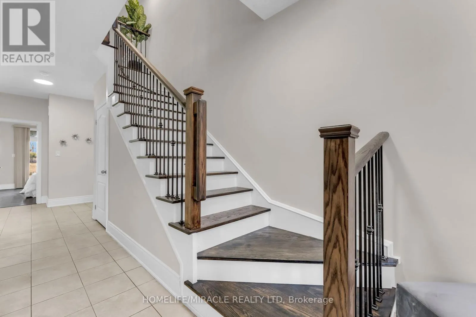 50 FOXSPARROW ROAD
