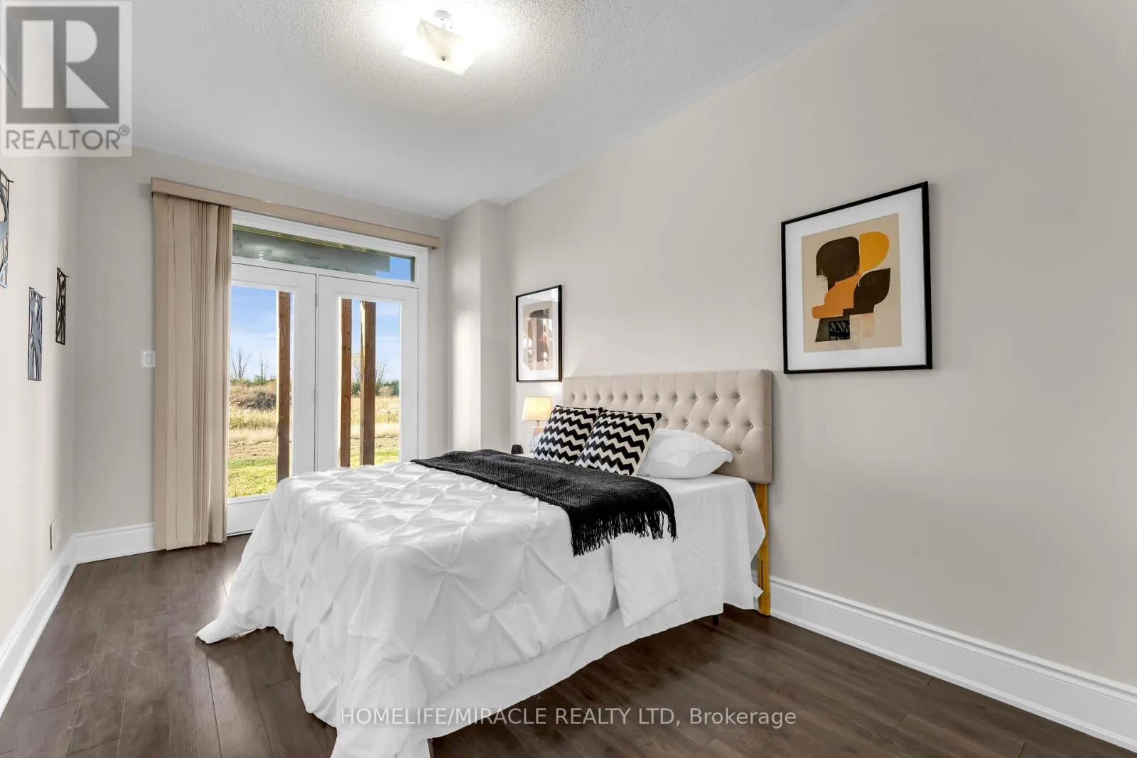 50 FOXSPARROW ROAD
