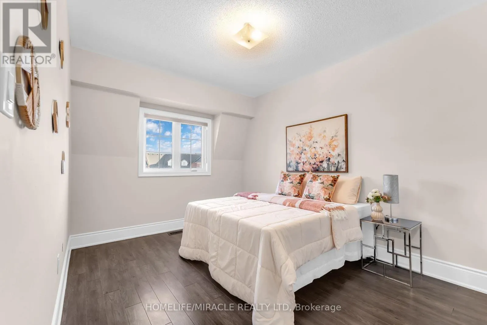50 FOXSPARROW ROAD