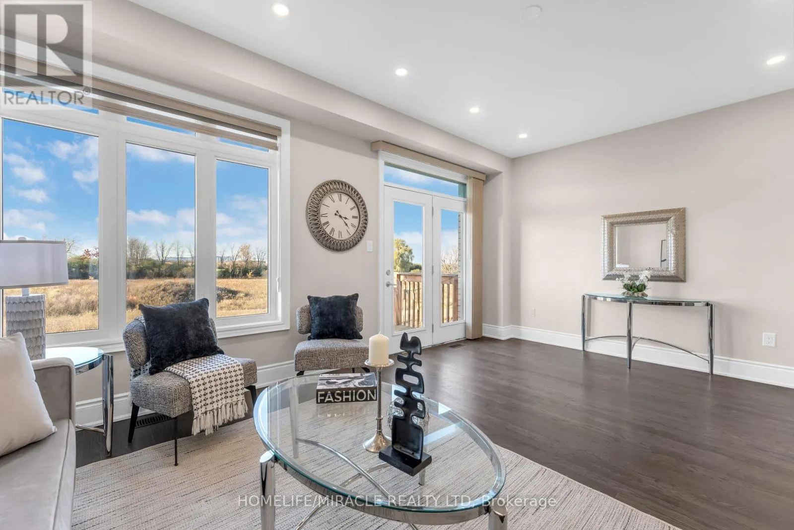 50 FOXSPARROW ROAD