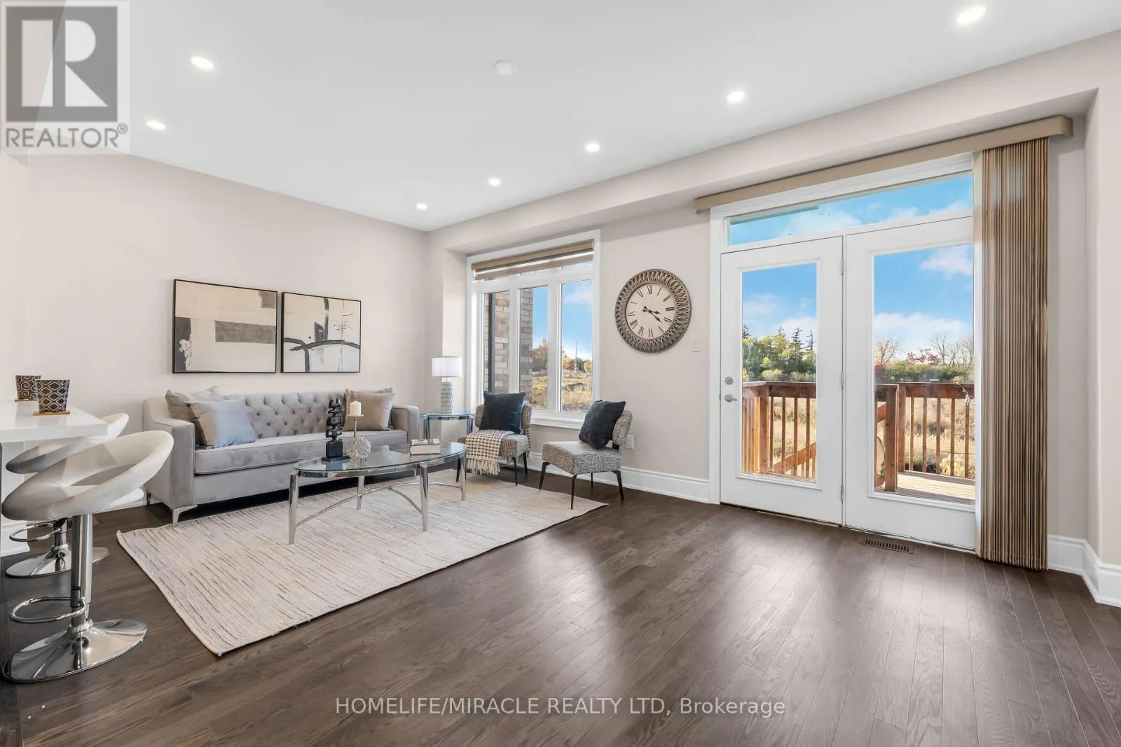 50 FOXSPARROW ROAD