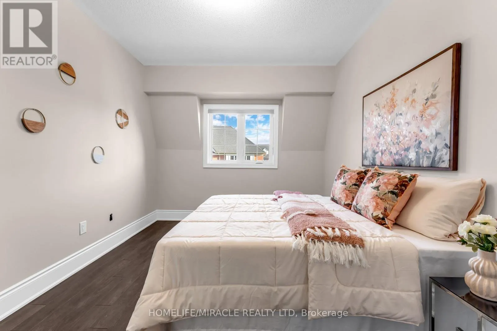 50 FOXSPARROW ROAD