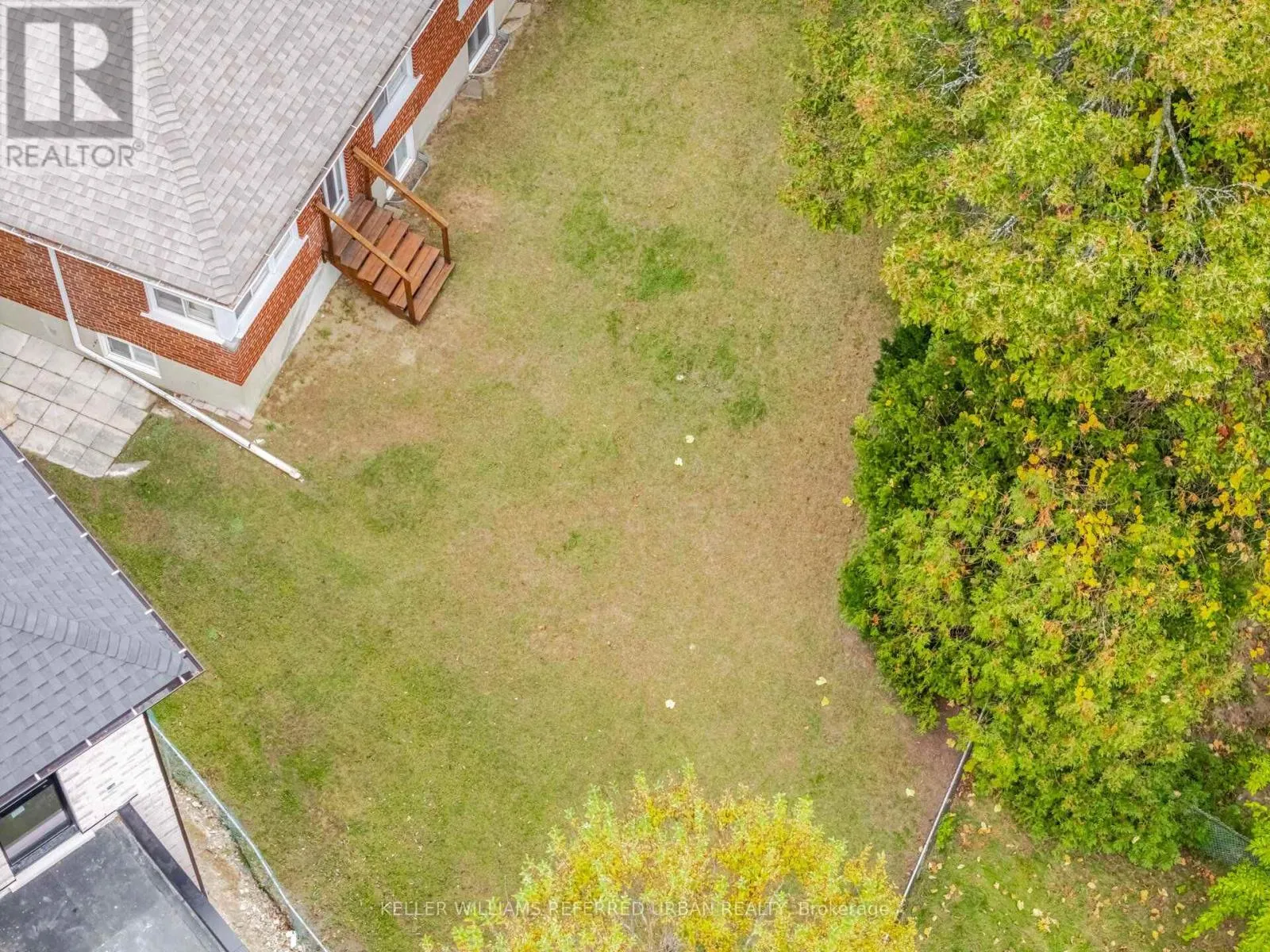 29 BEAUCOURT ROAD