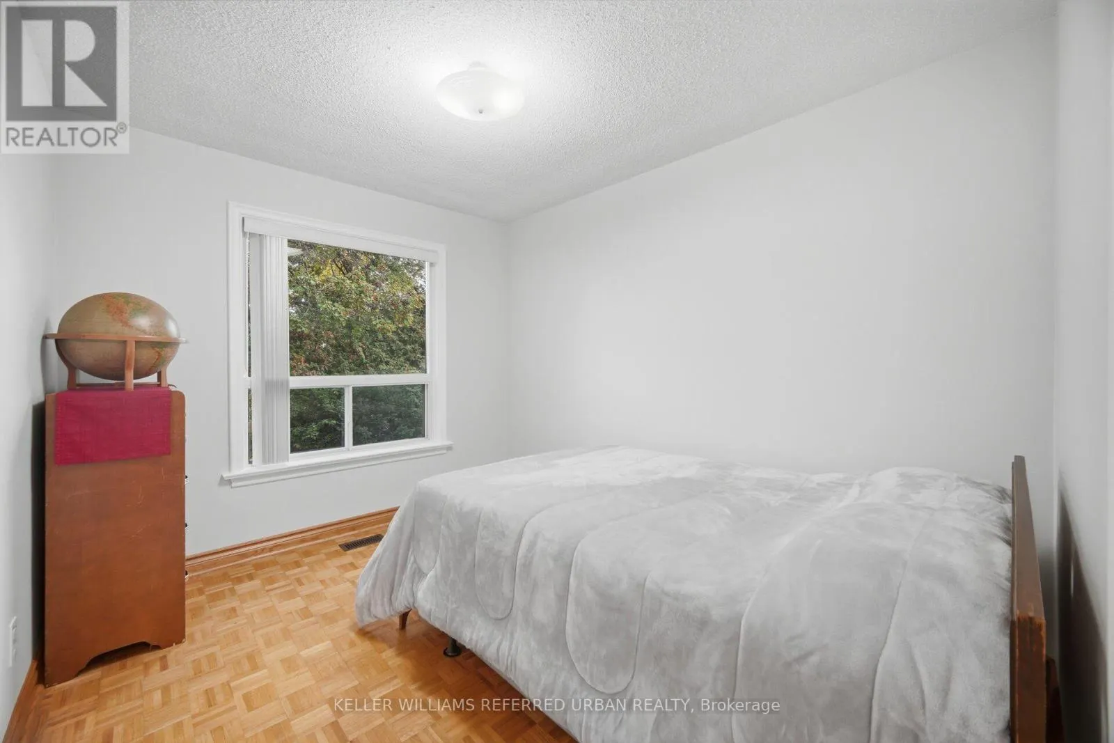 29 BEAUCOURT ROAD