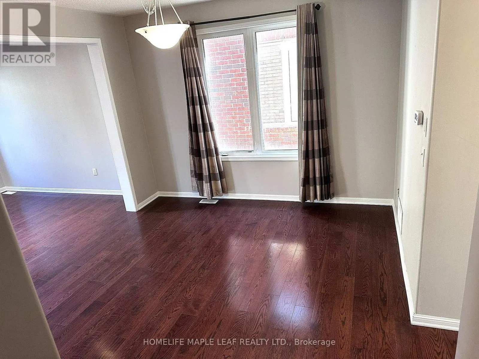 58 SEAFAIR CRESCENT