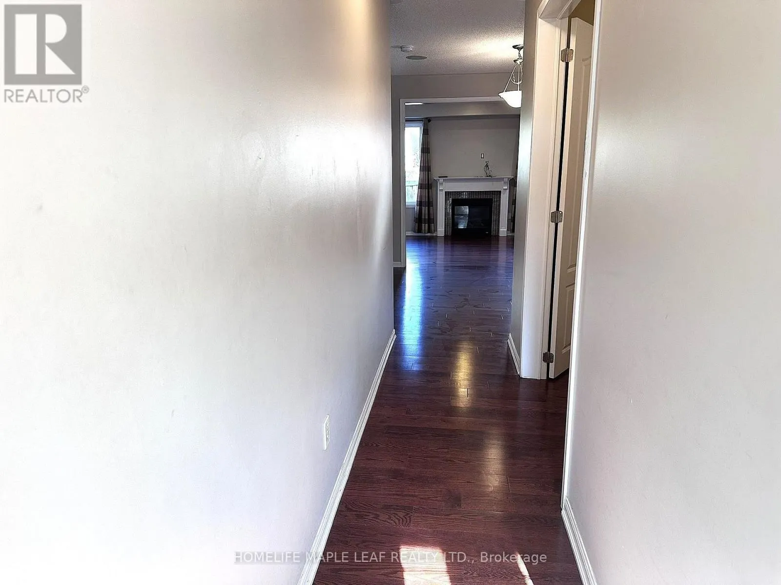 58 SEAFAIR CRESCENT