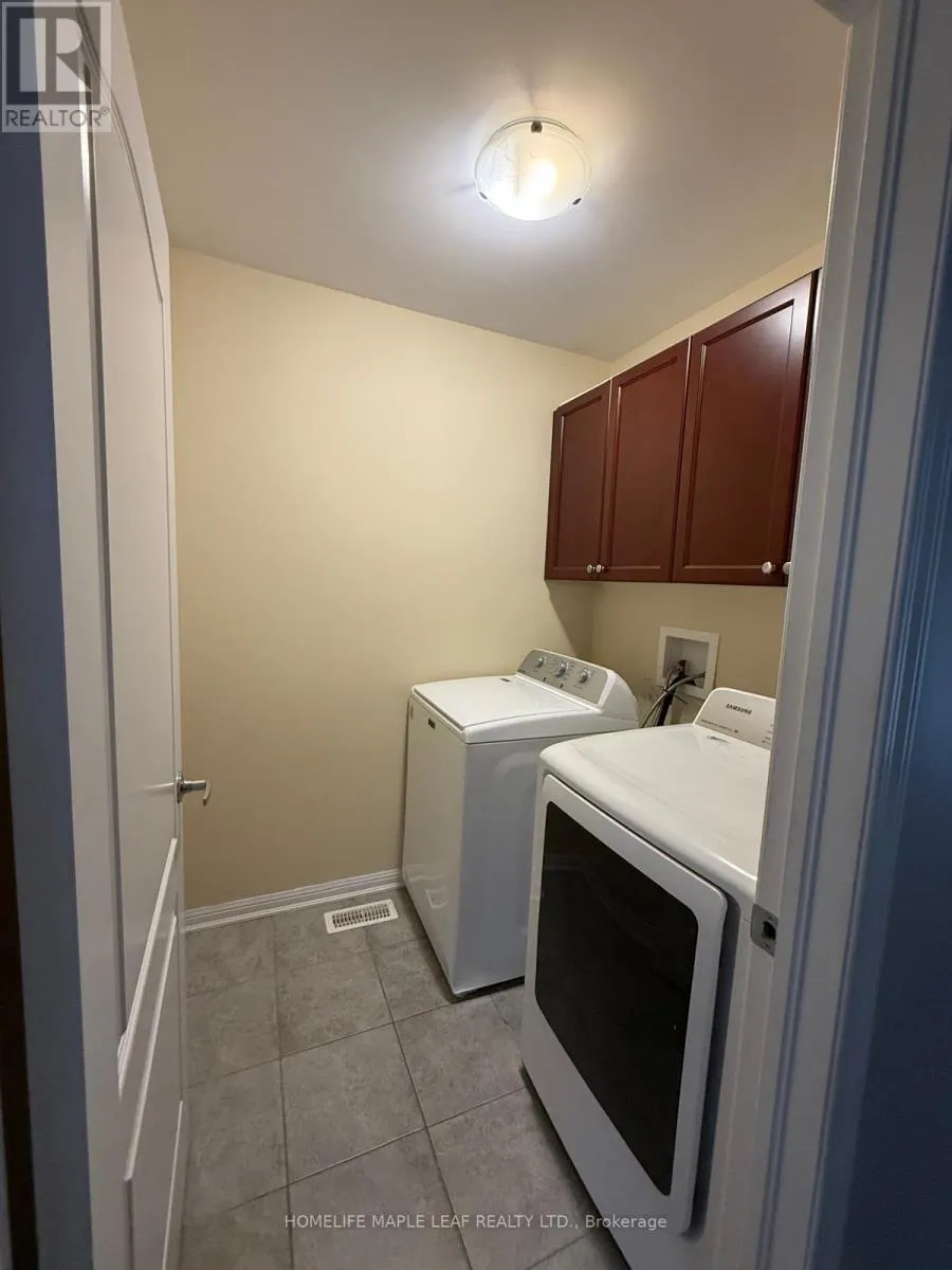 58 SEAFAIR CRESCENT