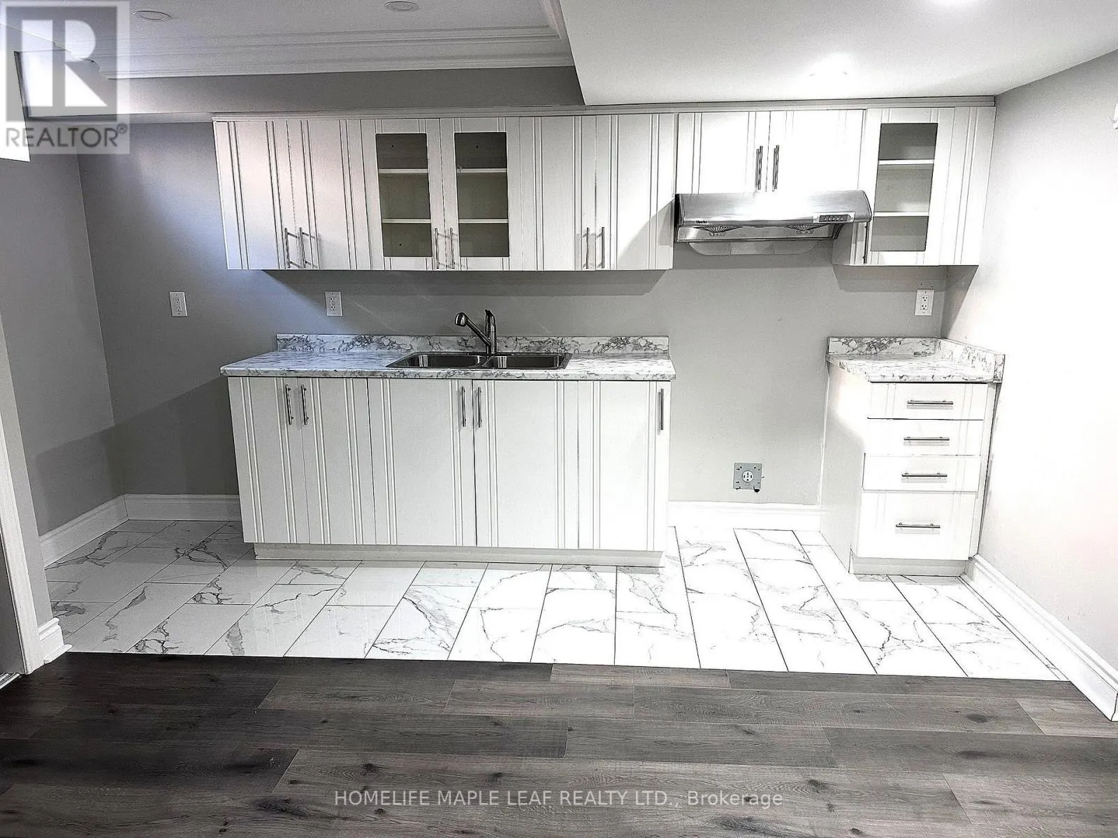 58 SEAFAIR CRESCENT