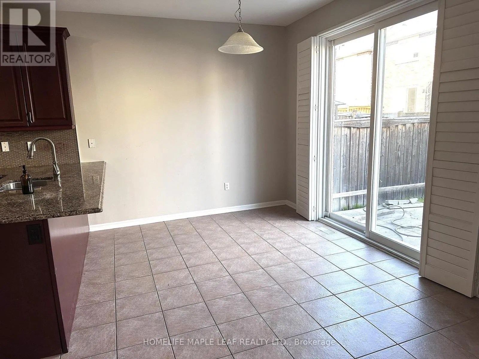 58 SEAFAIR CRESCENT