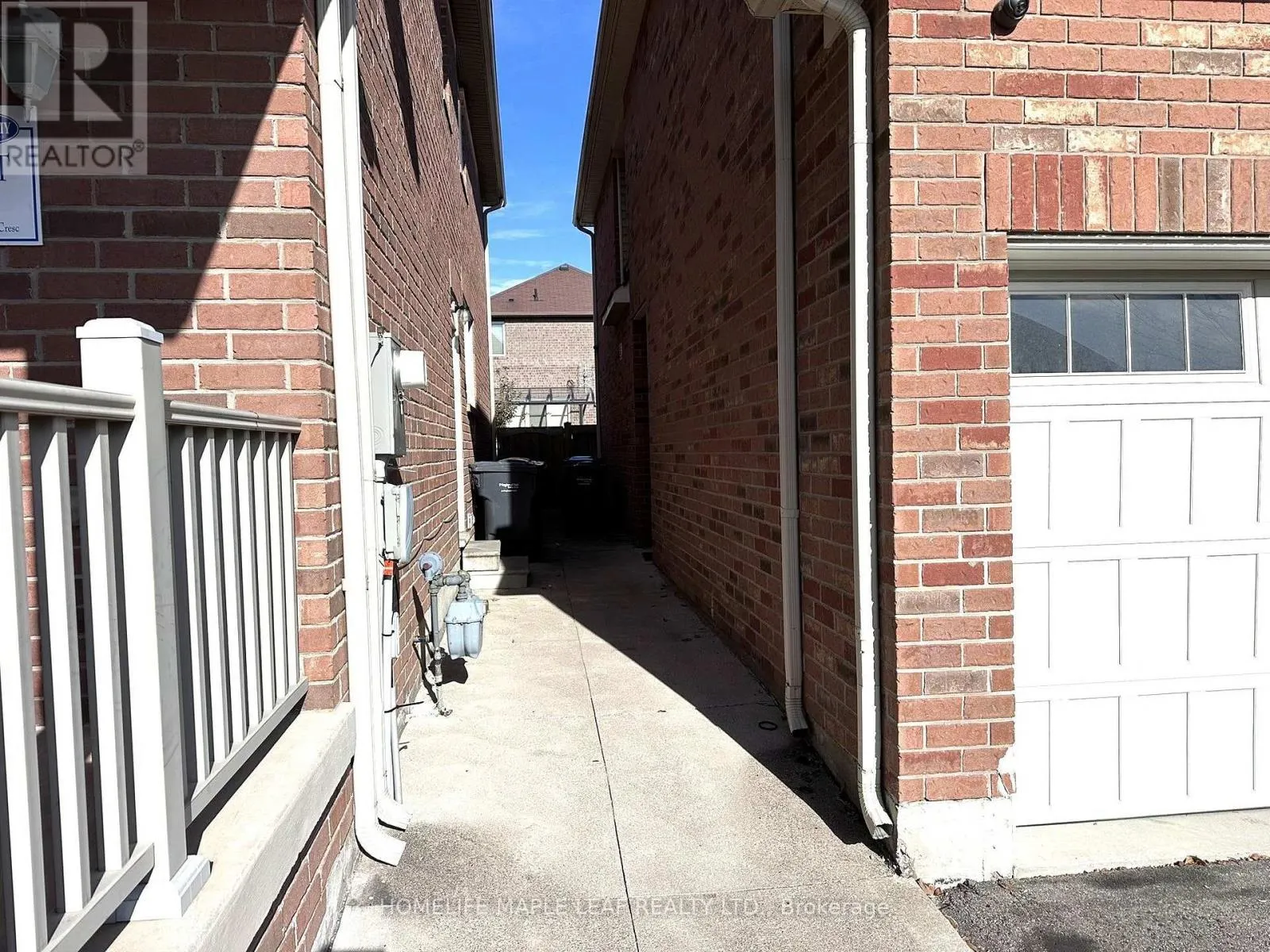 58 SEAFAIR CRESCENT