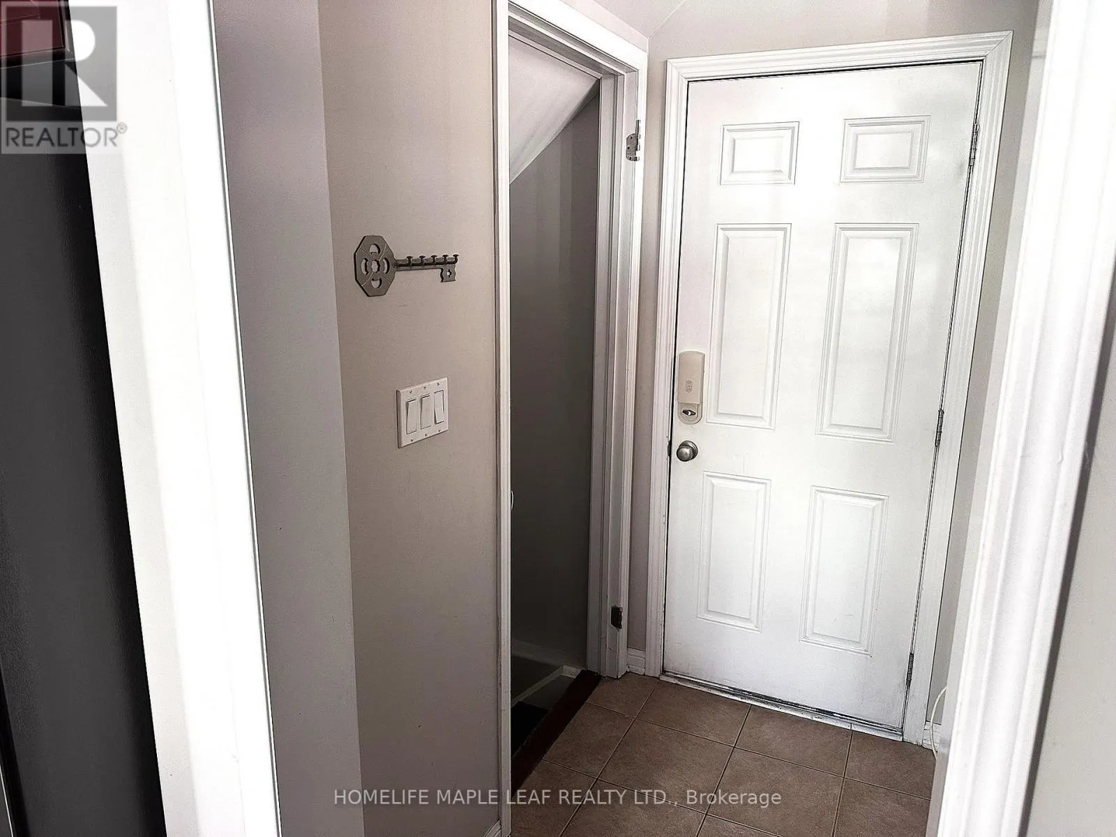 58 SEAFAIR CRESCENT