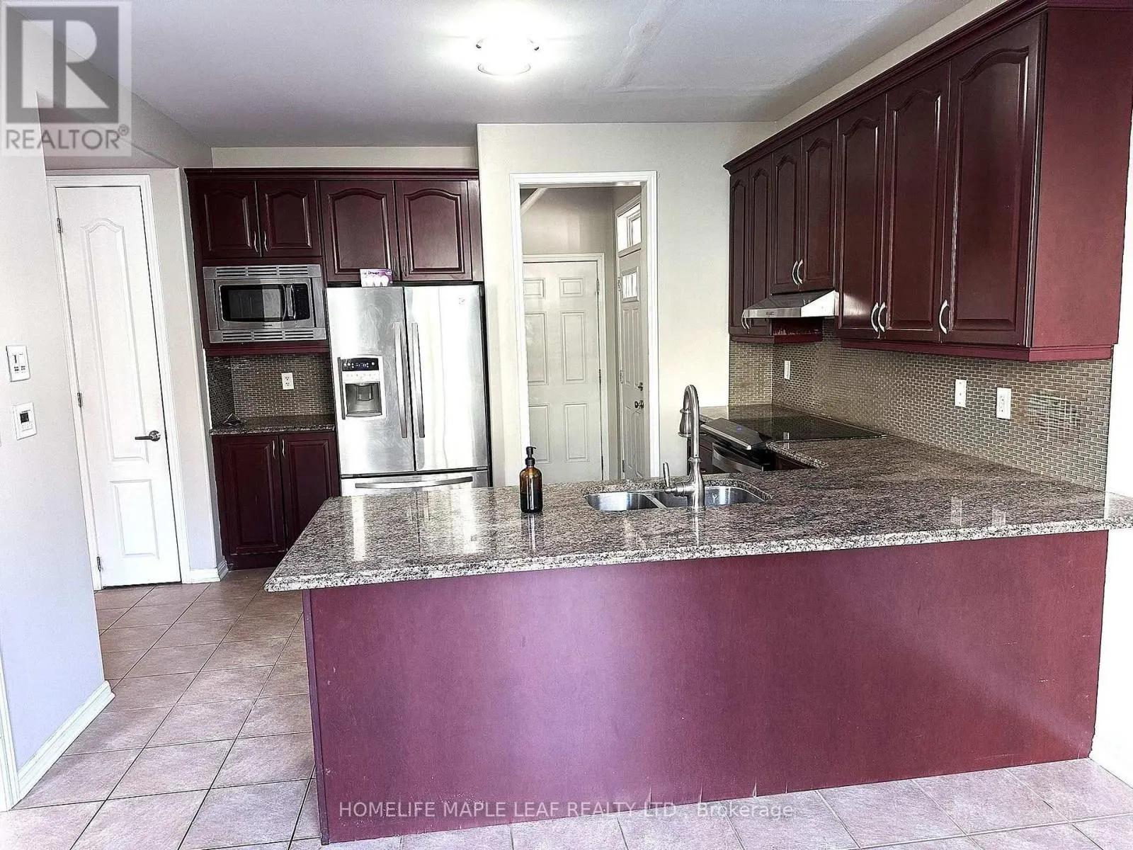 58 SEAFAIR CRESCENT