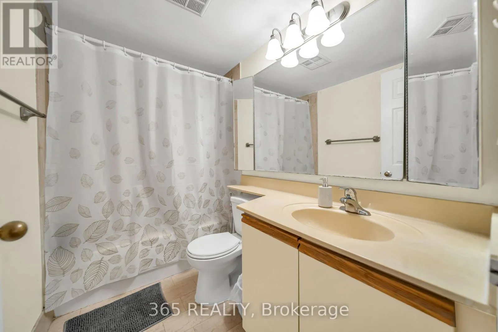 801 - 325 WEBB DRIVE