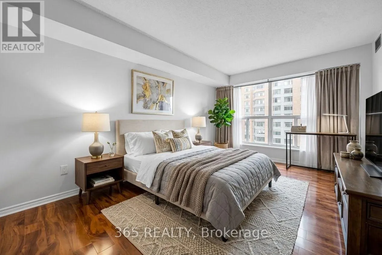 801 - 325 WEBB DRIVE
