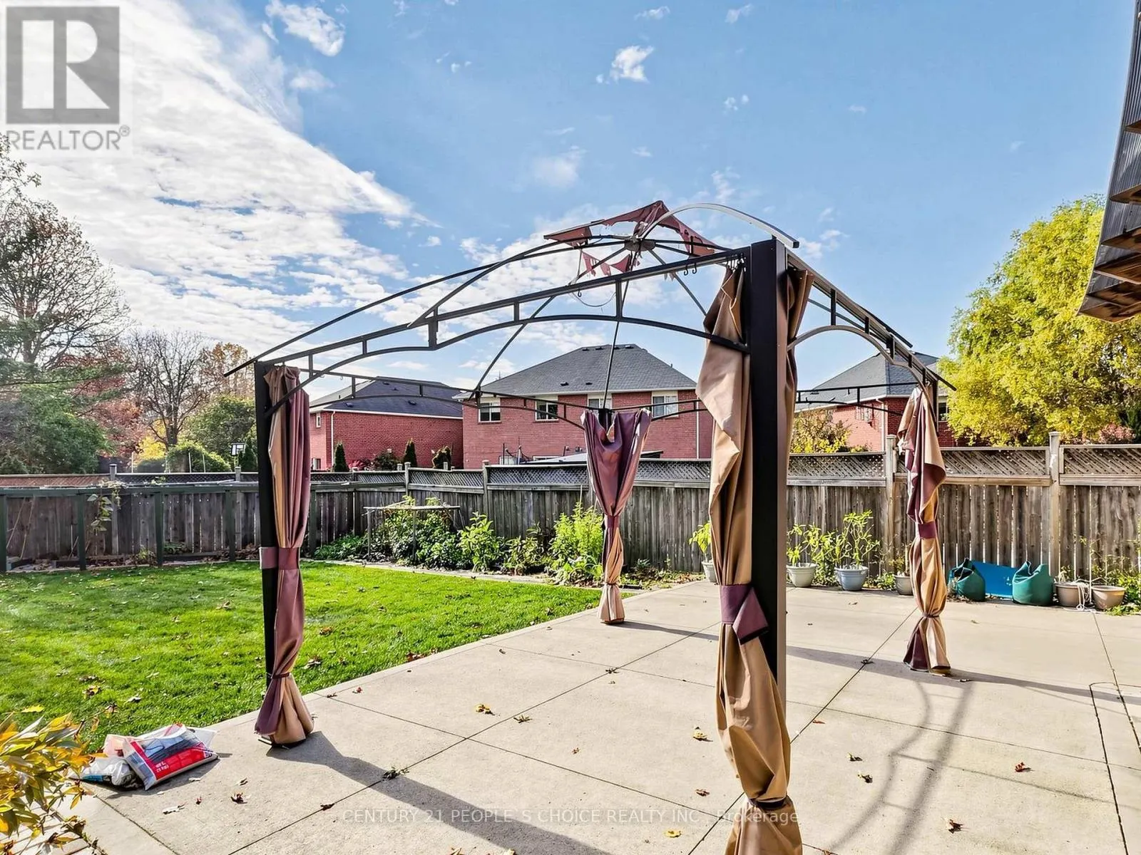 1200 WINDBROOK GROVE