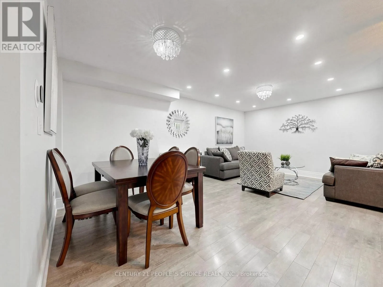 1200 WINDBROOK GROVE