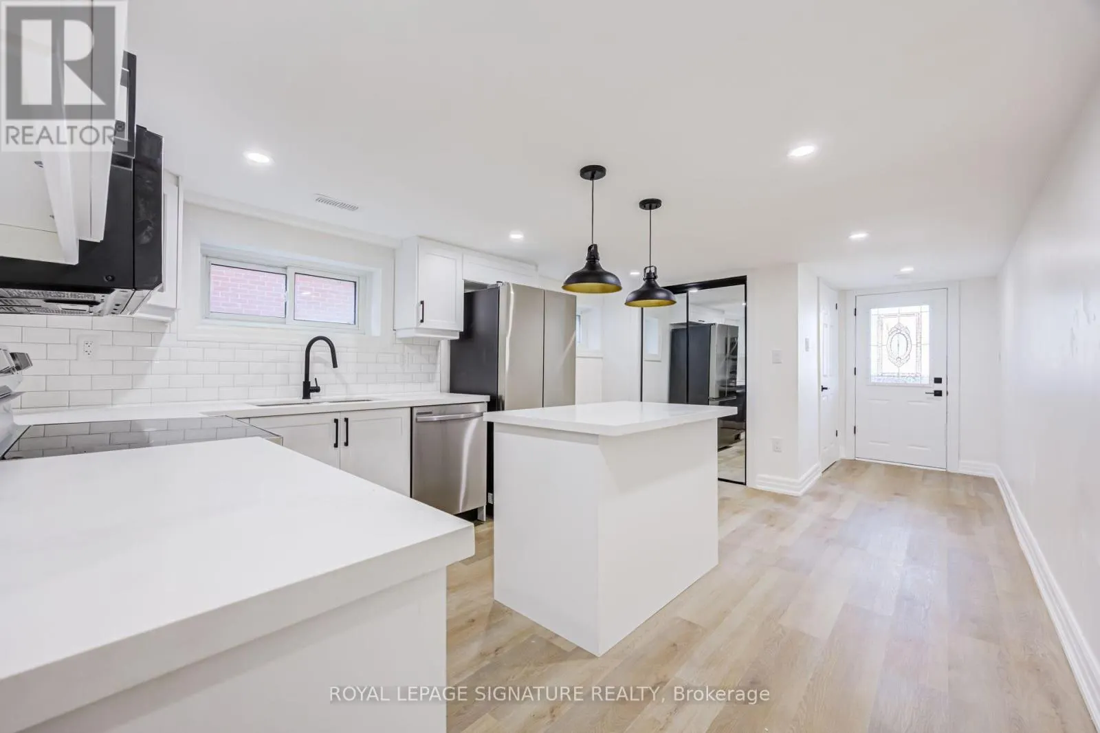 LOWER - 135 CABANA DRIVE