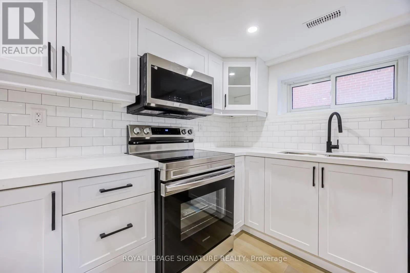 LOWER - 135 CABANA DRIVE
