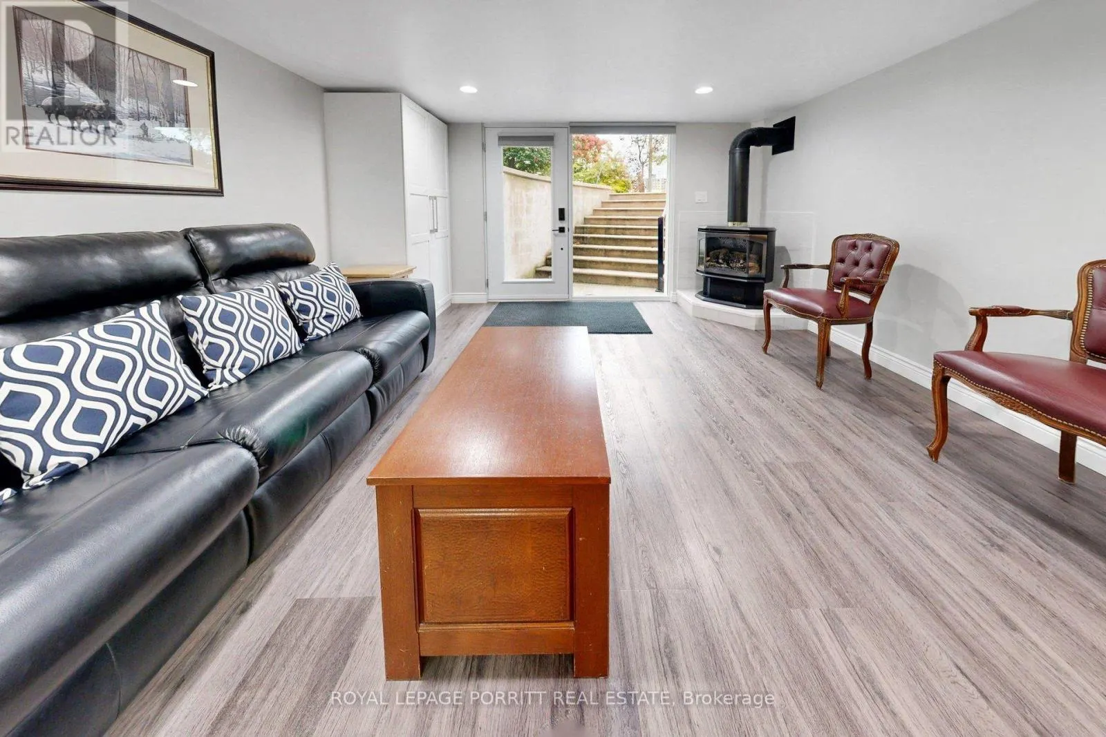 LOWER - 2515 EDENHURST DRIVE