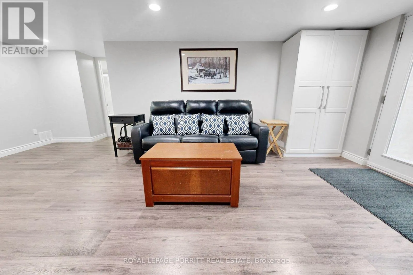 LOWER - 2515 EDENHURST DRIVE