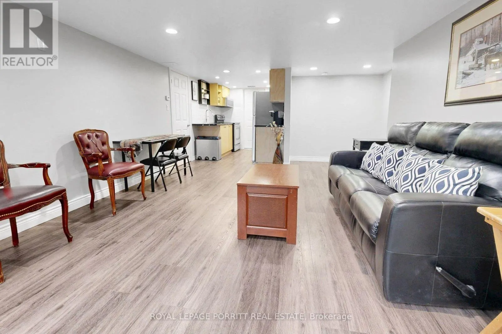 LOWER - 2515 EDENHURST DRIVE