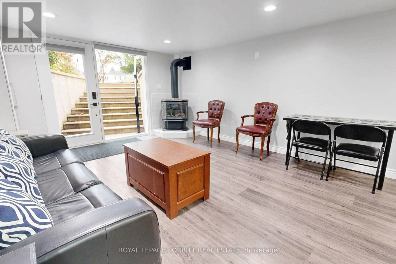 LOWER - 2515 EDENHURST DRIVE