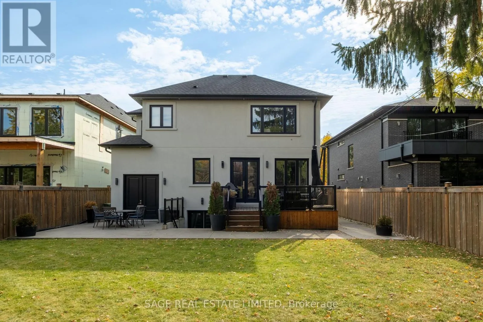 22 LESMAR DRIVE
