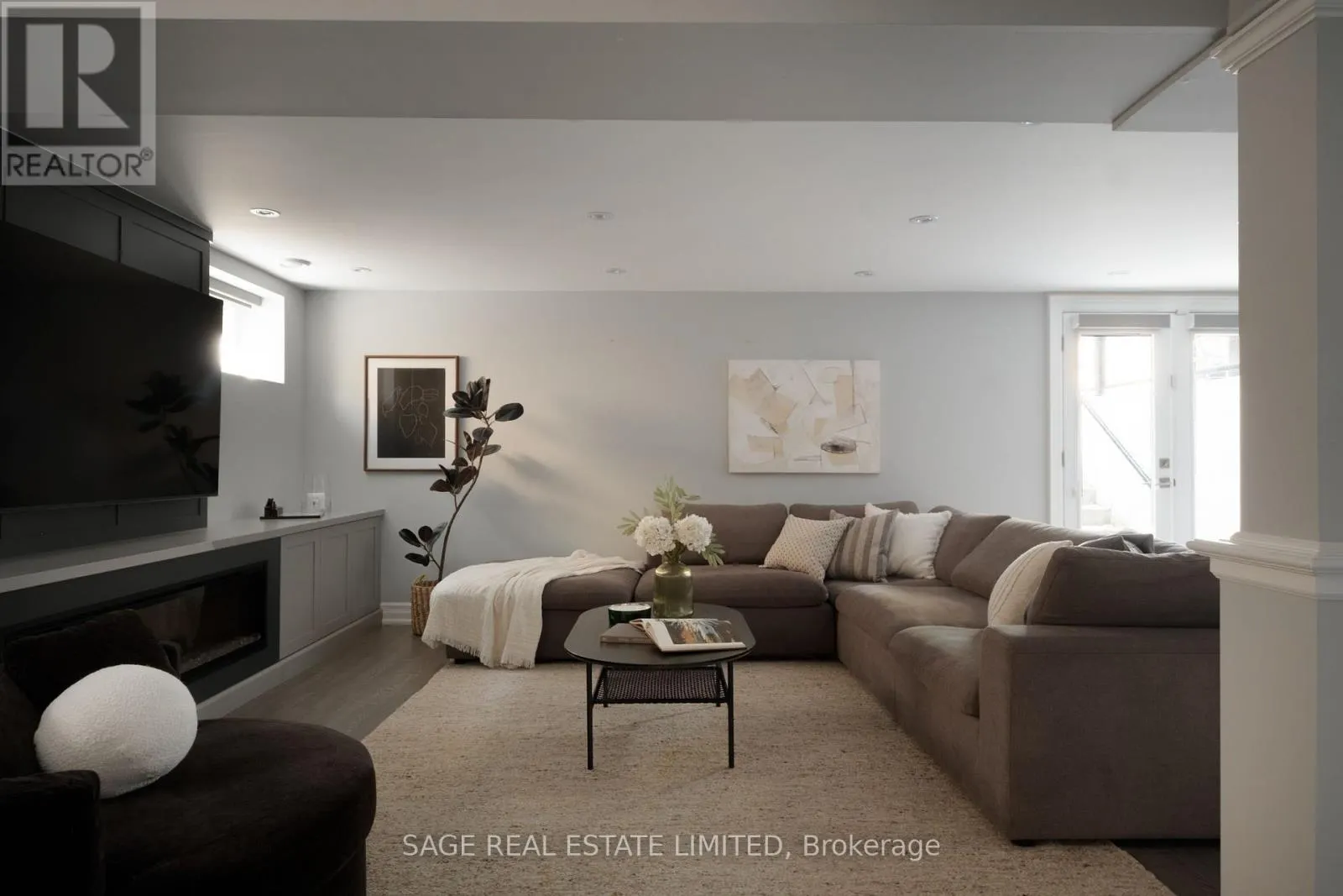 22 LESMAR DRIVE
