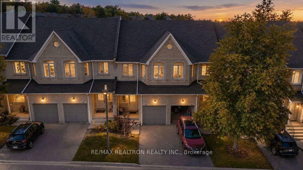 45 - 5525 PALMERSTON CRESCENT