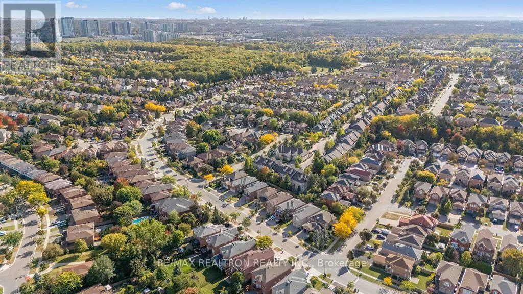 45 - 5525 PALMERSTON CRESCENT