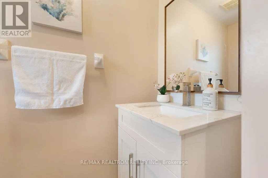 45 - 5525 PALMERSTON CRESCENT