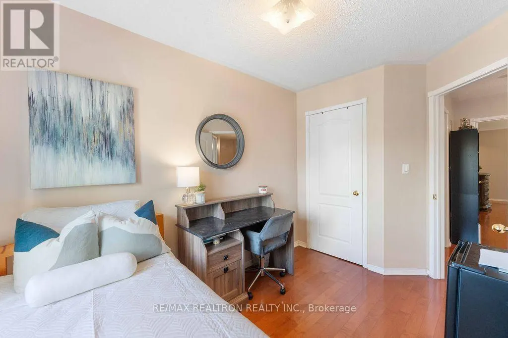 45 - 5525 PALMERSTON CRESCENT