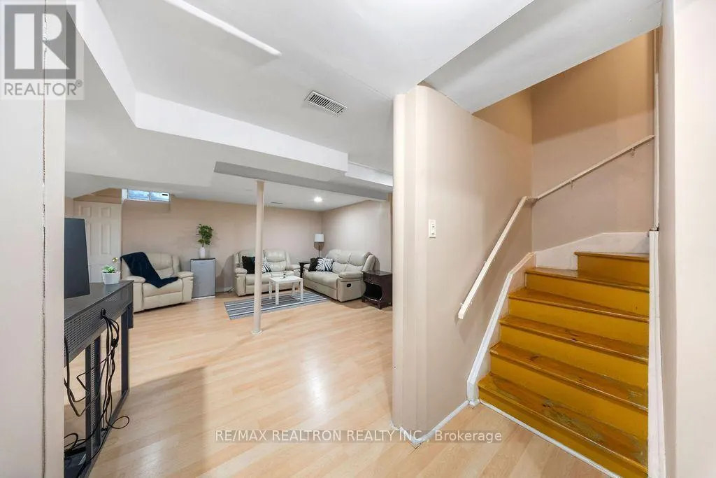 45 - 5525 PALMERSTON CRESCENT